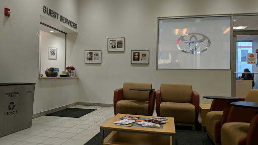 Toyota Dealer «Wellesley Toyota», reviews and photos, 234 Worcester St, Wellesley, MA 02481, USA