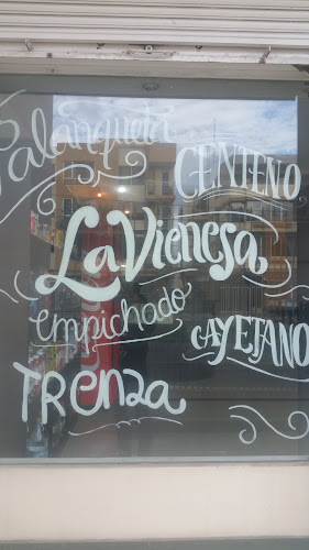 La Vienesa Panaderia Y Cafe - Riobamba