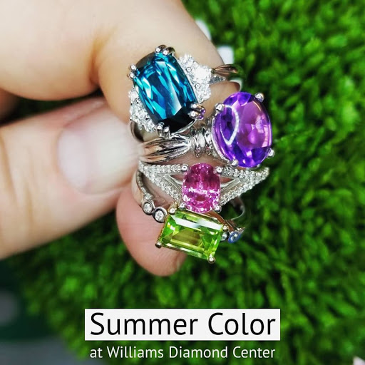 Jewelry Store «Williams Diamond Center», reviews and photos, 2823 London Rd # 4, Eau Claire, WI 54701, USA