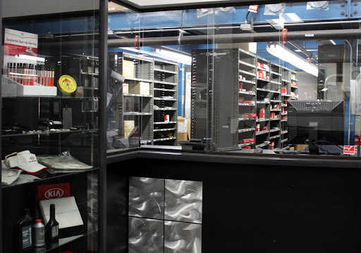 Car Dealer «Herb Chambers Kia of Burlington», reviews and photos, 93 Cambridge St, Burlington, MA 01803, USA