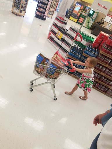 Grocery Store «Winn-Dixie», reviews and photos, 3200 N Ashley St, Valdosta, GA 31602, USA