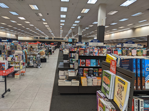 Book Store «Books-A-Million», reviews and photos, 6235 N Davis Hwy, Pensacola, FL 32504, USA