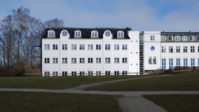 Anmeldelser af Stenhus Kostskole i Holbæk - Skole