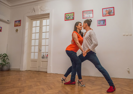 Latin dance lessons Bucharest