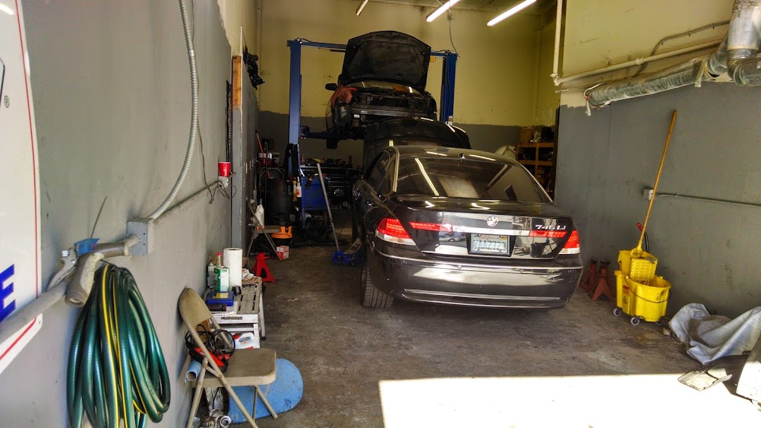 Mobile BMW Mechanic OC