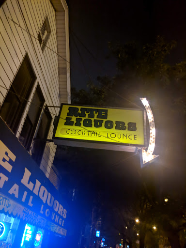 Liquor Store «Rite Liquors», reviews and photos, 1649 W Division St, Chicago, IL 60622, USA