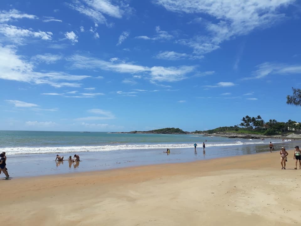 Foto von Praia dos Adventistas mit sehr sauber Sauberkeitsgrad