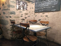 Atmosphère du Restaurant Chez Geneviève à Saint-Flour - n°19