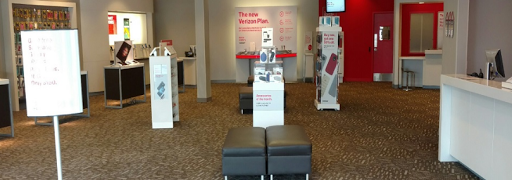 Cell Phone Store «Verizon», reviews and photos, 21841 Hawthorne Blvd, Torrance, CA 90503, USA