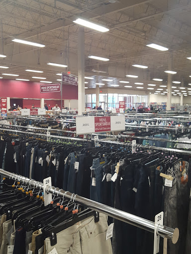 Clothing Store «Burlington Coat Factory», reviews and photos, 940 Silver Ln, East Hartford, CT 06118, USA