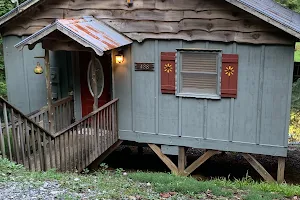 Cavender Creek Cabins image