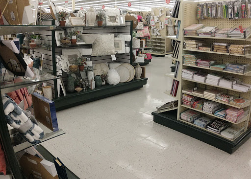 Craft Store «Hobby Lobby», reviews and photos, 4887 S Wadsworth Blvd #100, Littleton, CO 80123, USA