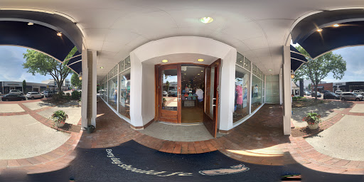 Clothing Store «Vineyard Vines», reviews and photos, 90 Main St, Westport, CT 06880, USA