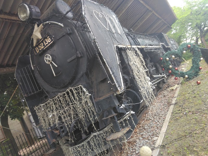 蒸気機関車D52 136号機