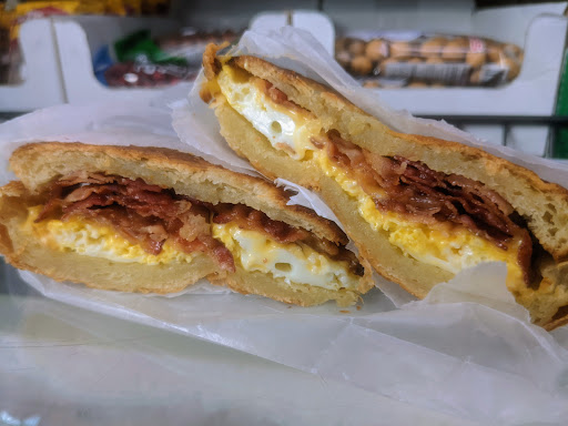 Convenience Store «Deli View», reviews and photos, 25 NW 9th St, Miami, FL 33136, USA