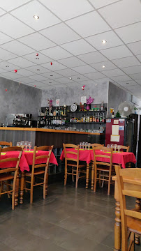 Atmosphère du Restaurant français La Grenouille à Villars-les-Dombes - n°9