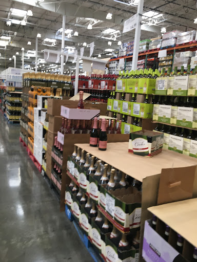 Warehouse store «Costco Wholesale», reviews and photos, 5901 Redwood Dr, Rohnert Park, CA 94928, USA