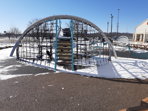 Shopping Mall «Edinburgh Premium Outlets», reviews and photos, 11622 NE Executive Dr, Edinburgh, IN 46124, USA