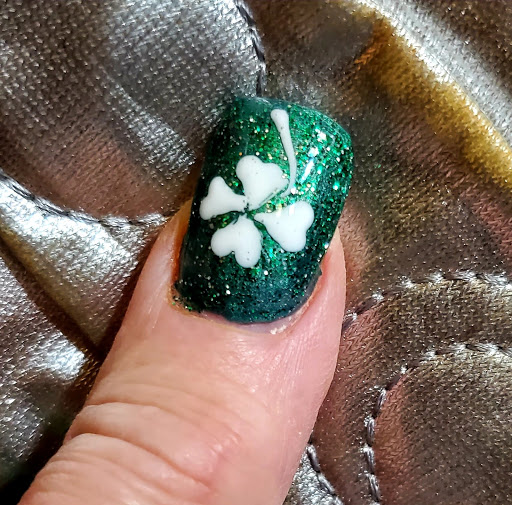 Beauty Salon «Hollywood Nails», reviews and photos, 889 S Centerville Rd, Sturgis, MI 49091, USA