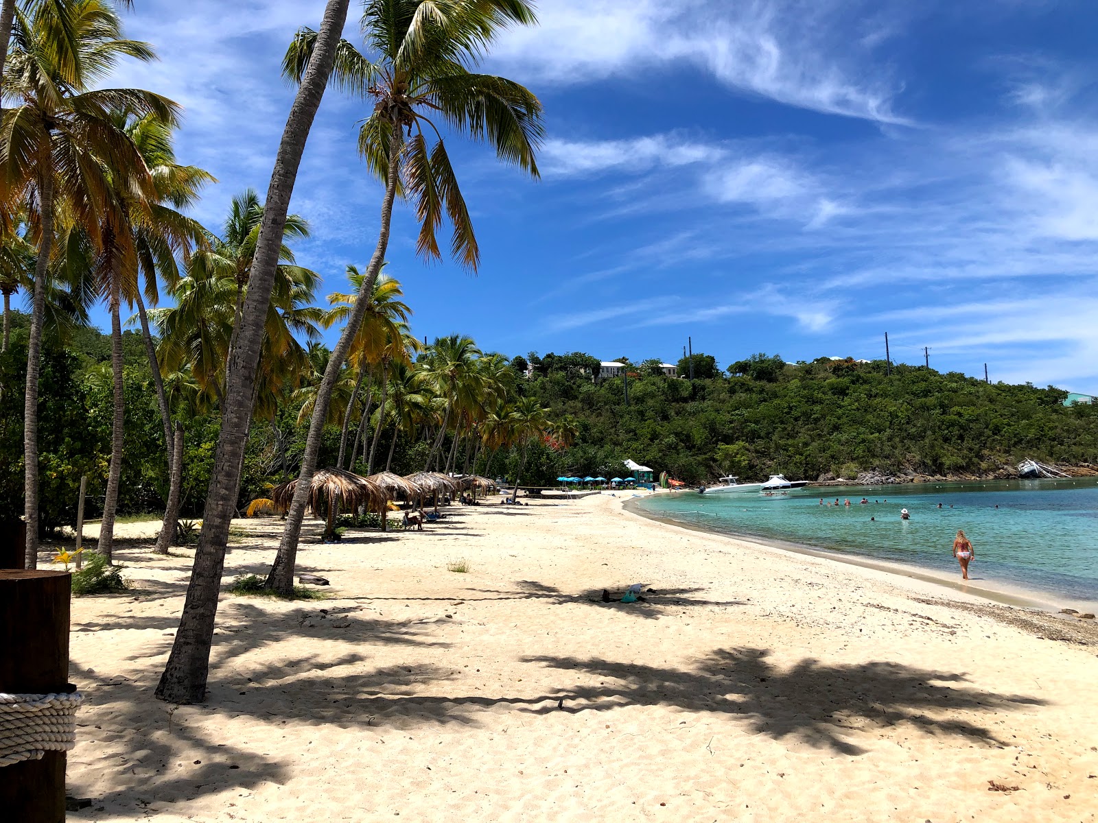 Honeymoon Plajı'in fotoğrafı çok temiz temizlik seviyesi ile