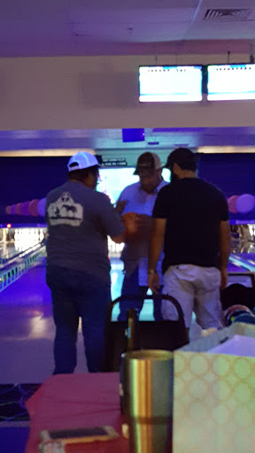 Bowling Alley «Pin Twist Family Entertainment Center», reviews and photos, 308 TX-46, Seguin, TX 78155, USA