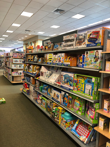 Book Store «Barnes & Noble», reviews and photos, 631 E Boughton Rd, Bolingbrook, IL 60440, USA