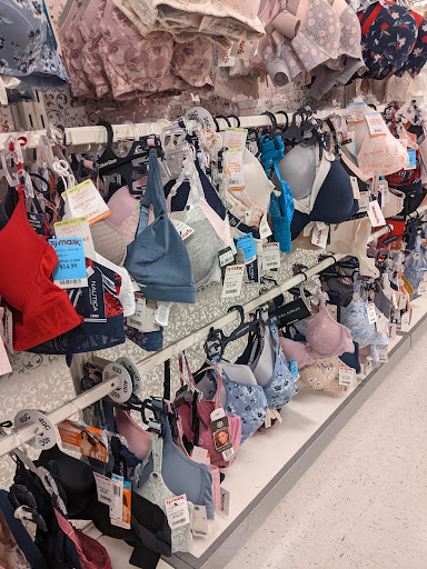Department Store «T.J. Maxx», reviews and photos, 3219 Rolling Oaks Blvd, Kissimmee, FL 34747, USA