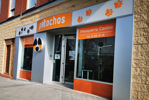 PETOCHOS PELUQUERÍA CANINA Y AUTOLAVADO - Arroyomolinos