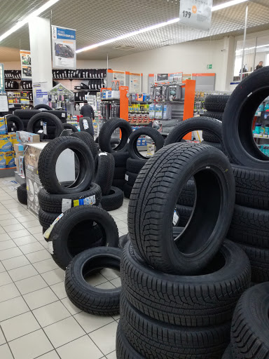 Photo 5 - MAN PARTS FROUARD