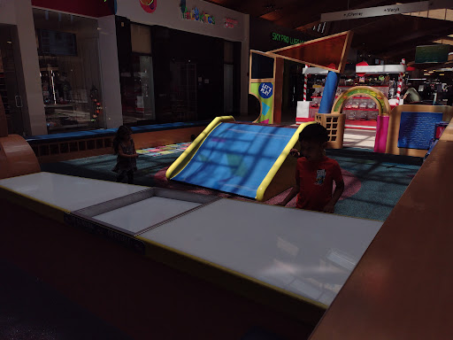 Country Club «Country Club of Miami», reviews and photos, 6801 NW 186th St, Hialeah, FL 33015, USA