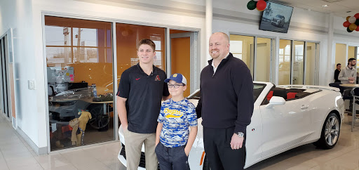 Buick Dealer «Dellen Chevrolet Buick GMC», reviews and photos, 2527 W Main St, Greenfield, IN 46140, USA