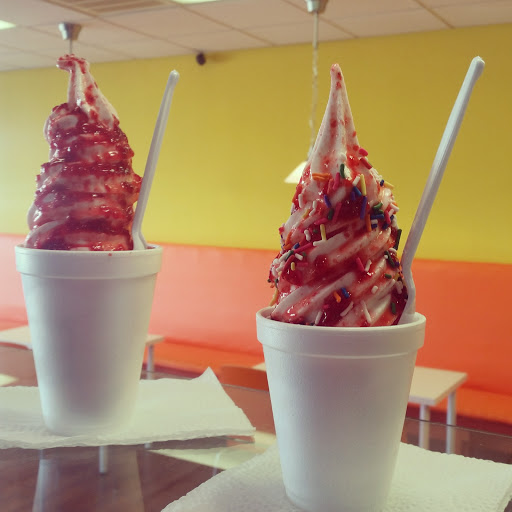 Shopping Mall «Cedar Park Shopping Center», reviews and photos, 207-331 S Cedar Ridge Dr, Duncanville, TX 75116, USA