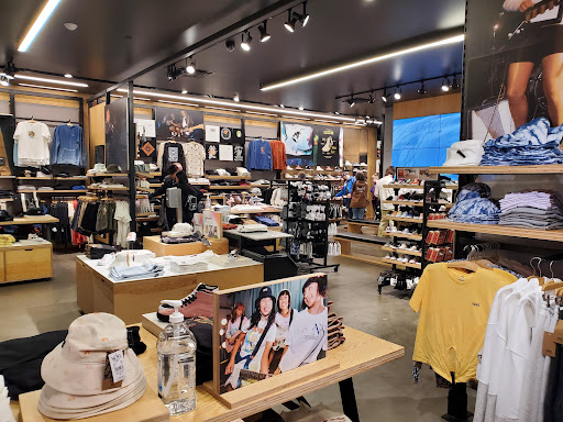 Shoe Store «Vans», reviews and photos, 160 N Gulph Rd, King of Prussia, PA 19406, USA