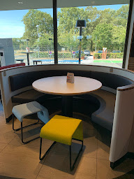 Photo n°79 de McDonald's à Châteaubriant ()