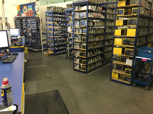 Auto Parts Store «NAPA Auto Parts - Genuine Parts Company», reviews and photos, 1225 W Roosevelt Rd, West Chicago, IL 60185, USA