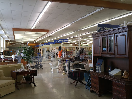 Thrift Store «Knoxville Habitat For Humanity ReStore», reviews and photos, 1511 Downtown W Blvd, Knoxville, TN 37919, USA