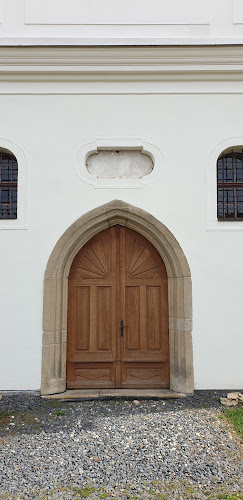 Recenze na Bývalá hřbitovní kaple v Zlín - Kostel