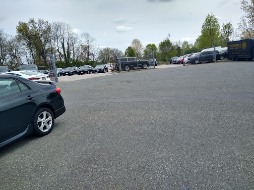 Used Car Dealer «MemberCar», reviews and photos, 227 Derwood Cir, Rockville, MD 20850, USA