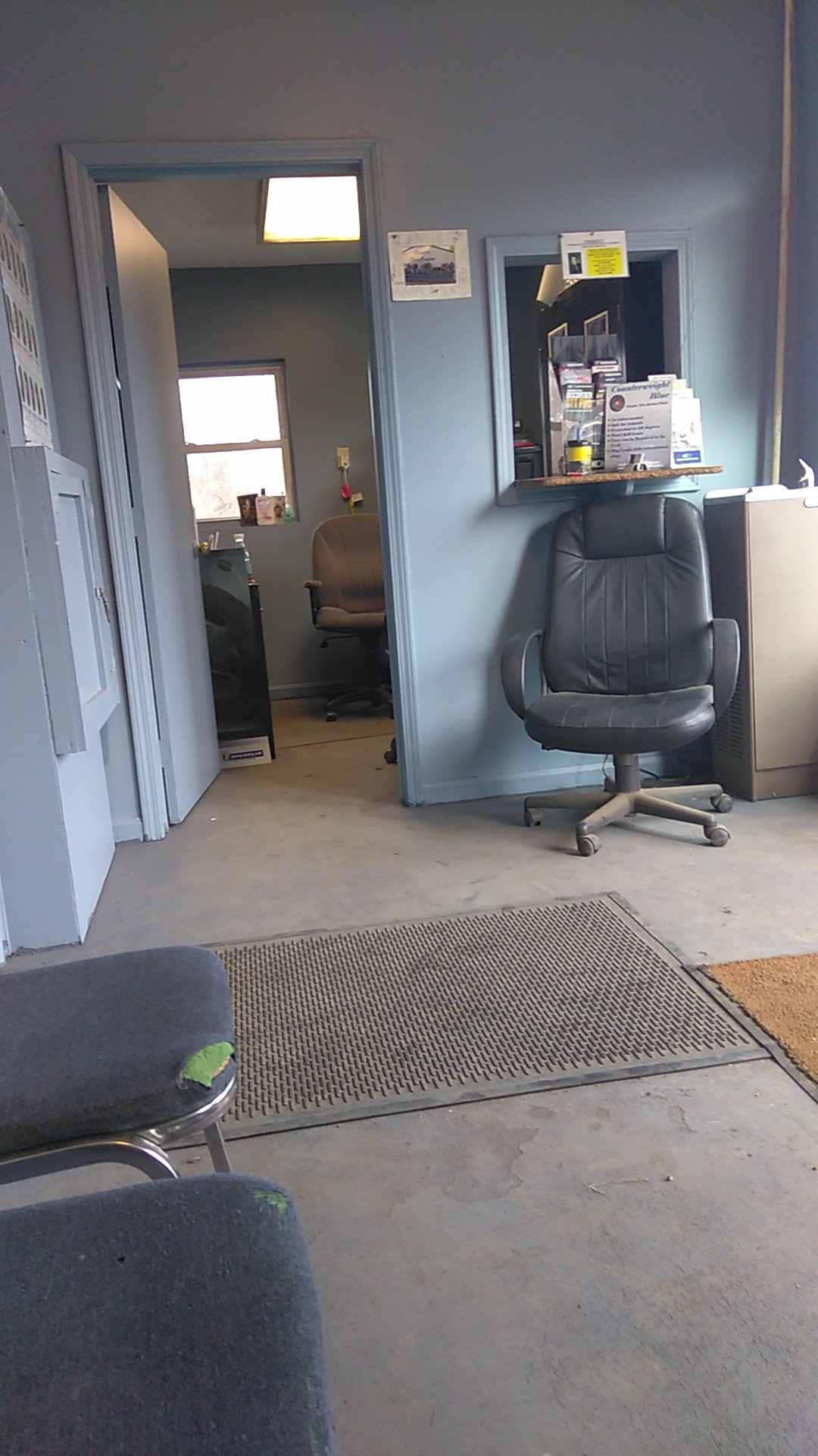 Dougs Tire Center Inc