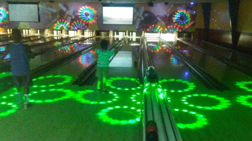 Bowling Alley «Mohegan Bowl», reviews and photos, 51 Thompson Rd, Webster, MA 01570, USA