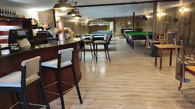 Pool house pub à Cusset