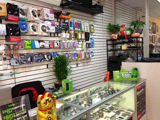 Computer Repair Service «Geek Shop», reviews and photos, 4917 5th Ave, Brooklyn, NY 11220, USA