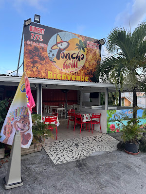 Poncho grill à Sainte-Anne
