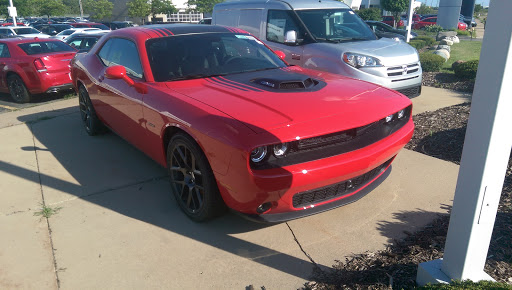 Car Dealer «Southfield Chrysler Dodge Jeep Ram», reviews and photos, 28100 Telegraph Rd, Southfield, MI 48034, USA