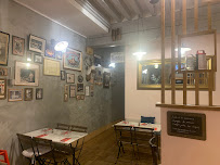Atmosphère du Restaurant français Chez Grand-Mère à Lyon - n°17