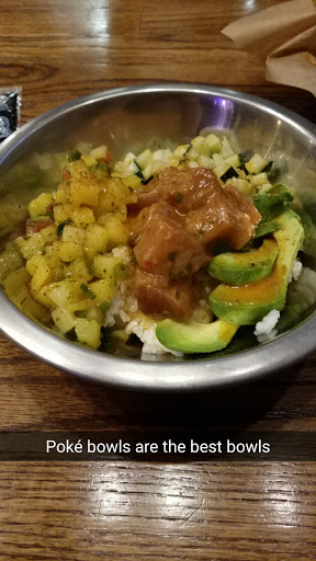 Burrito Restaurant «Burrito Envy & Tequila Bar», reviews and photos, 6113 N Maple St, Omaha, NE 68104, USA