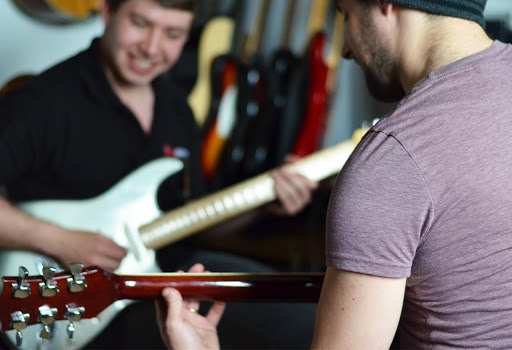 Guitar Lessons Cathays Central Cardiff : Your Guitar Academy