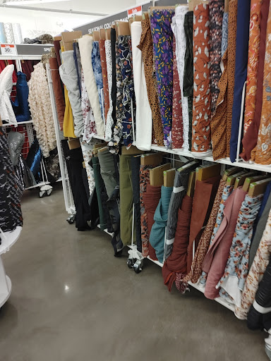 Fabric Store «Jo-Ann Fabrics and Crafts», reviews and photos, 6930 W Kellogg Dr, Wichita, KS 67209, USA