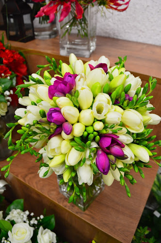 KonEWKA - Kwiaciarnia