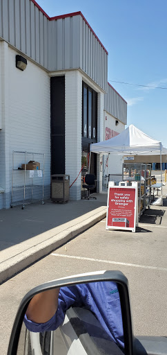 Industrial Equipment Supplier «W.W. Grainger Corporate Office», reviews and photos, 1400 Lomaland Dr, El Paso, TX 79935, USA